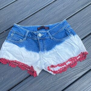 No Boundaries. Size 1. Jean shorts.  Great condition